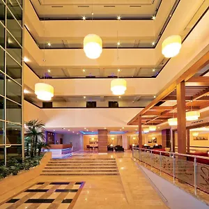 Otel Mom